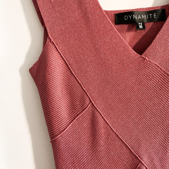 Dynamite Luxe Open-Back Midi Dress - Picture 5 of 7